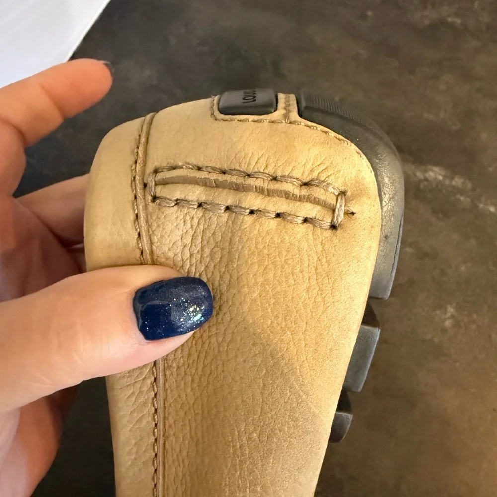 Louis Vuitton Tan Loafers with Red and Blue Detail size 8M